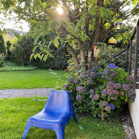 Apartment Apartment100 Qm Mit Garten *