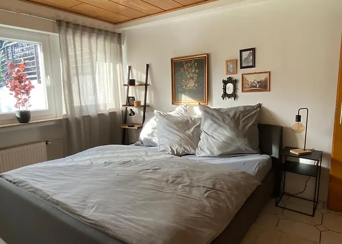 Apartment100 Qm Mit Garten Lejlighed *